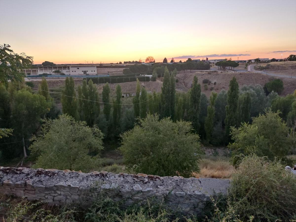 Alojamiento Turistico Carvi Arevalo Bagian luar foto